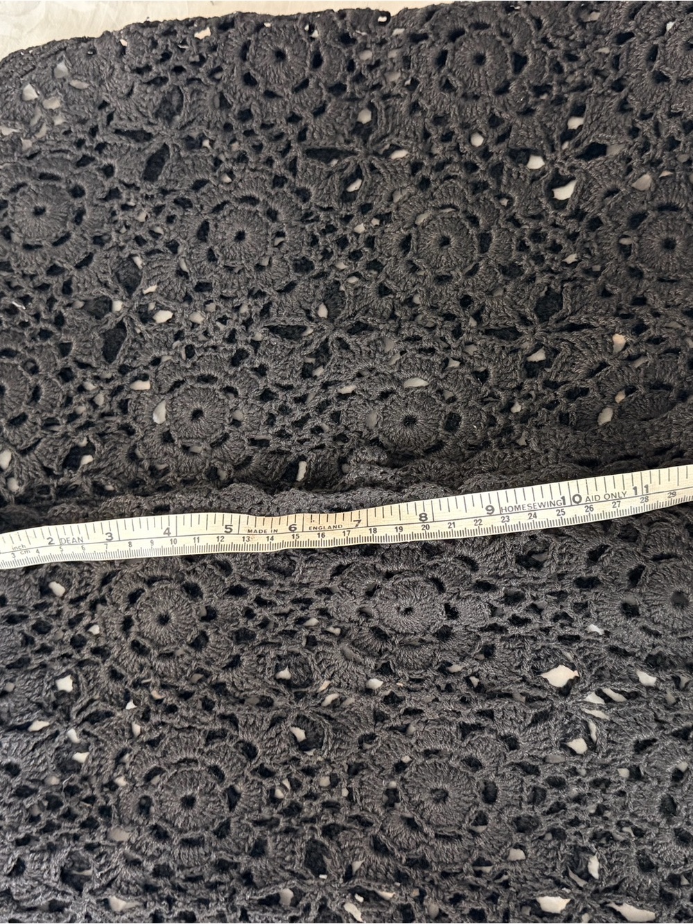Vintage Black Crochet Lace V-Neck Sleeveless Top - Picture 6 of 9